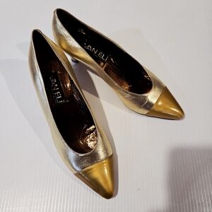 Vaneli Gold Metalic Women's Shoes Size 9 N  Made In Italy